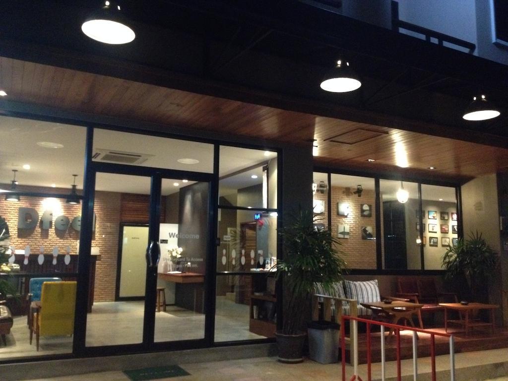 Dfeel House Hostel Patong Exterior photo