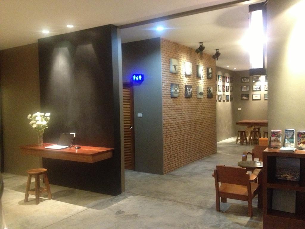 Dfeel House Hostel Patong Exterior photo