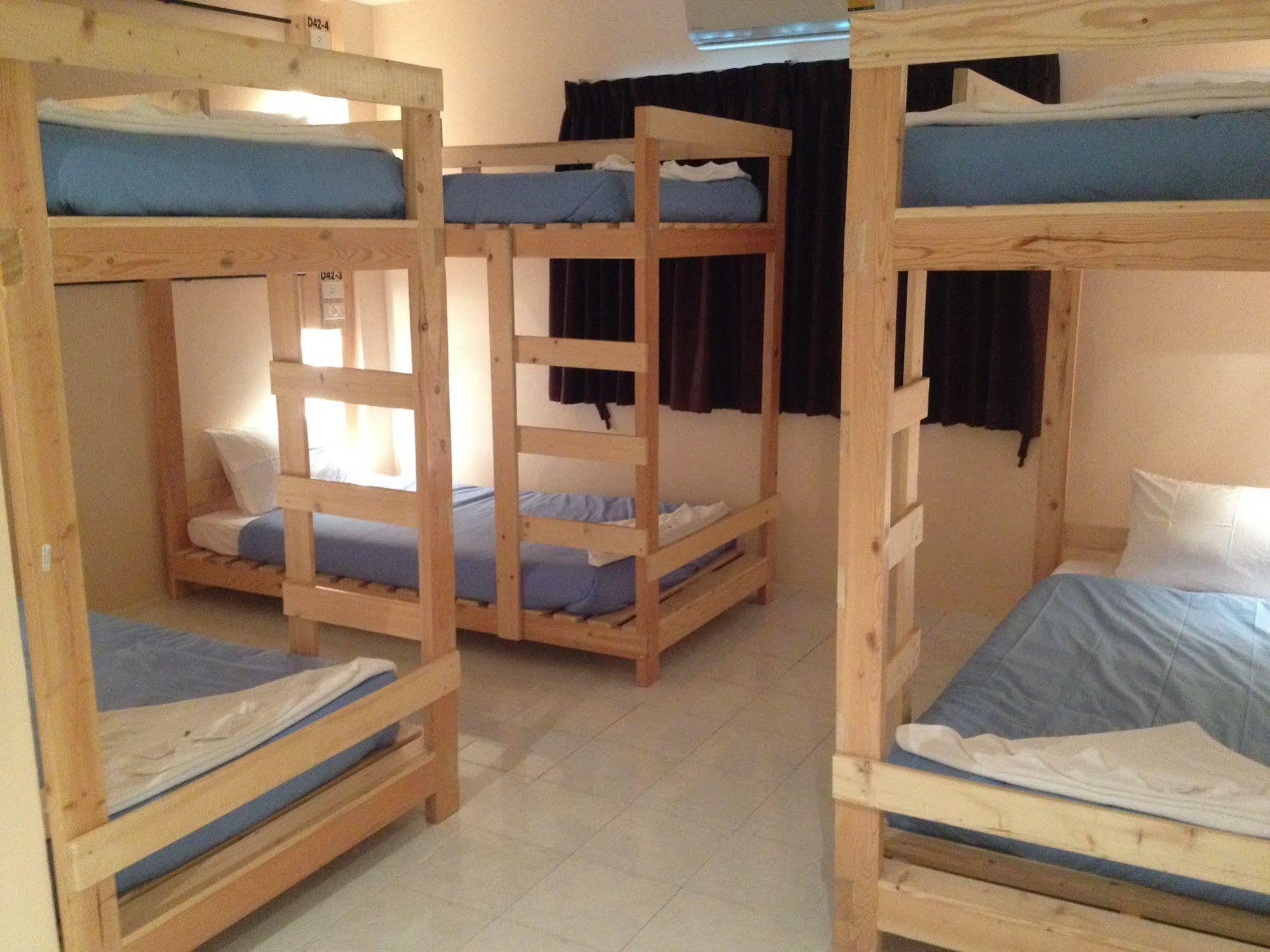 Dfeel House Hostel Patong Exterior photo
