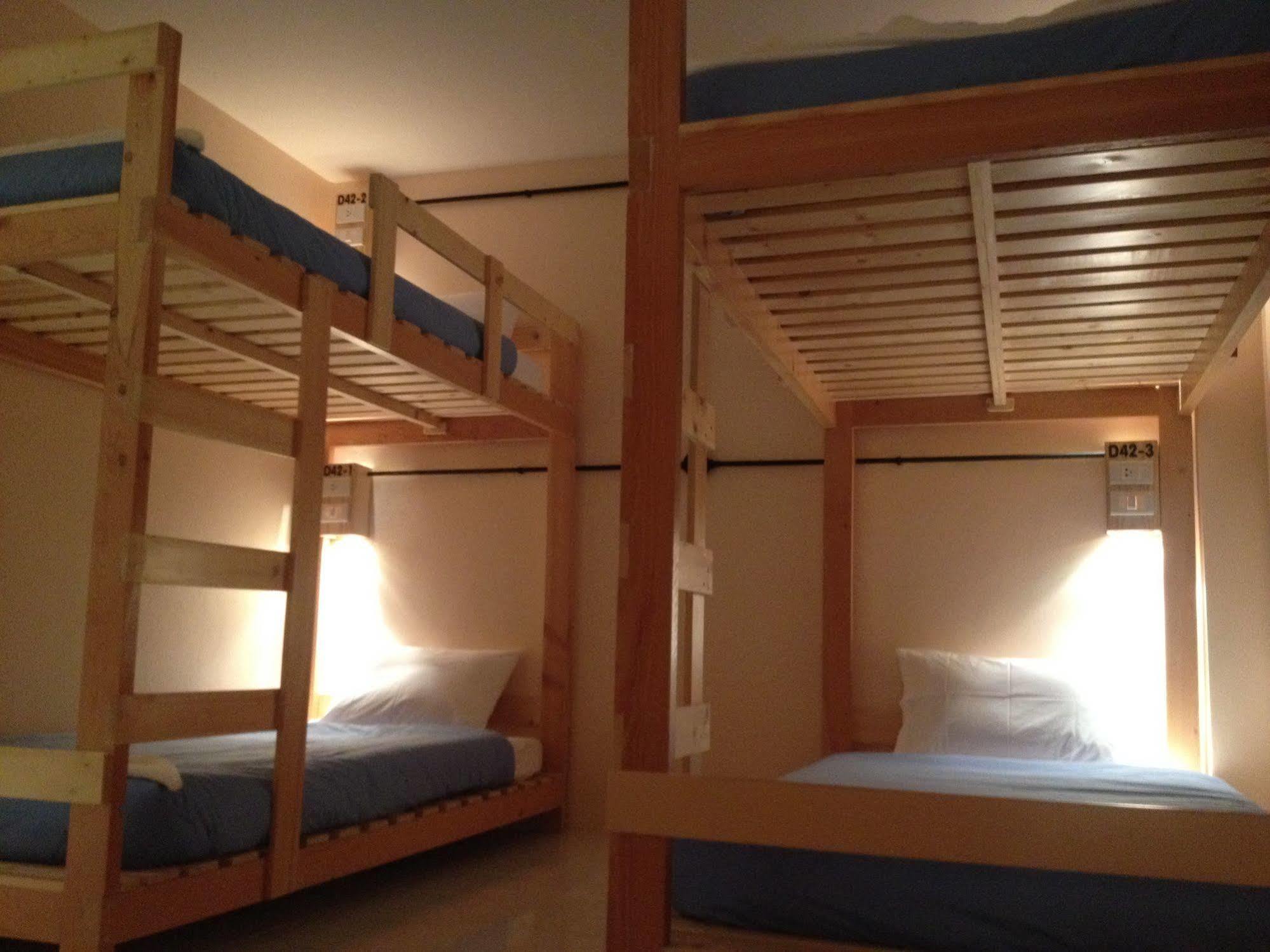 Dfeel House Hostel Patong Exterior photo